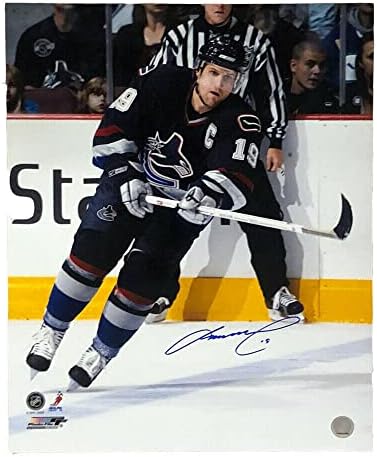 Markus Naslund potpisao Vancouver Canucks 16 x 20 Fotografija - 79135 - Autografirane NHL fotografije