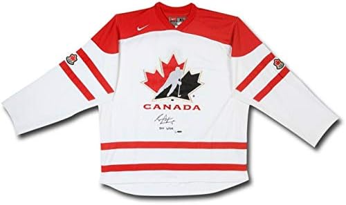 Sean Couturier potpisao je Team Autographed Canada White Jersey 2011 WJHC /14 UDA - Autografirani NHL dresovi